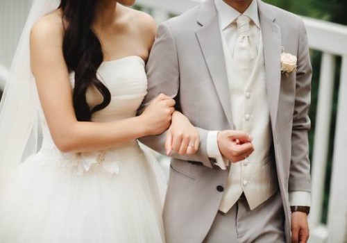 男方外遇离婚孩子归谁抚养好